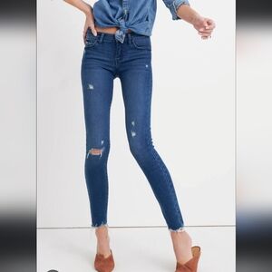 Lucky Brand Stella Skinny Blue Jeans with Distressed Details Size 4 Waist 27